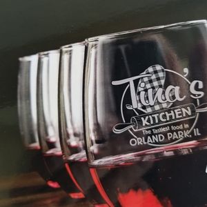 Meet your Posher, Tina